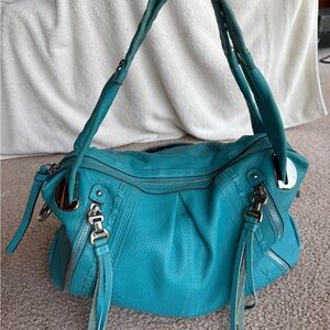 EUC B. Makowsky Beautiful Turquoise Leather Shoulder Bag with Silver Har…
